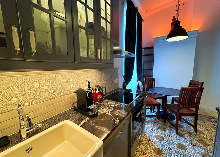 Apartment 7th Heaven Center